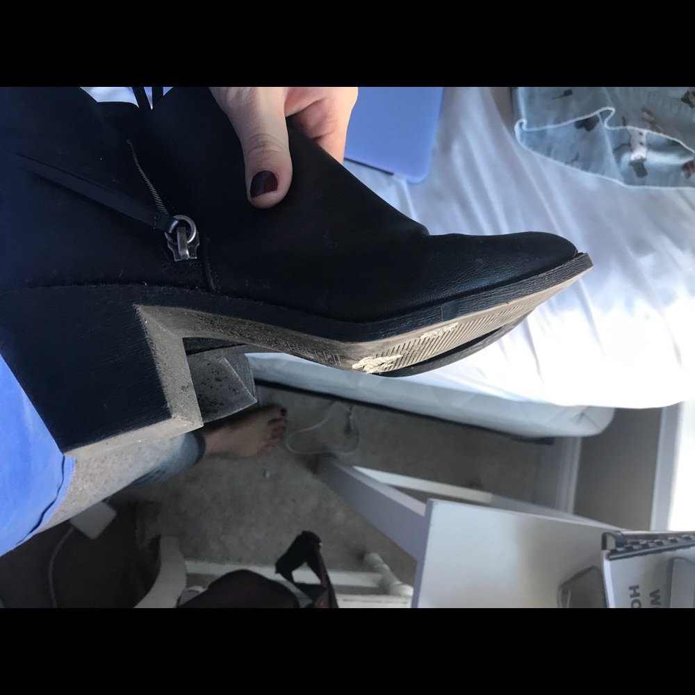 Black booties - Picture 5 of 6